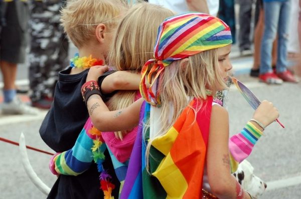 МОН РК дал ответ об изучении в школах ЛГБТ и сексуальном воспитании