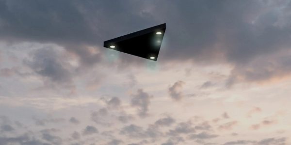 Летающие треугольники — старые НЛО снова «вернулись». Как их объясняют в Пентагоне и ВВС Бельгии?