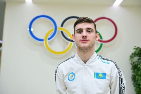 Впервые в истории гимнаст Казахстана лидирует в мировом рейтинге