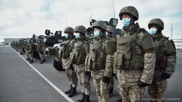 Токаев внес изменения в военную доктрину Казахстана