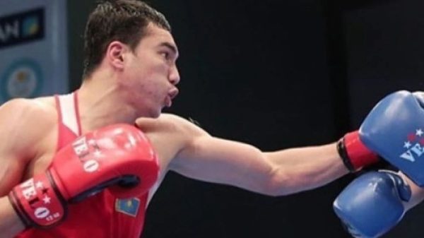 Казахстанский боксёр разнёс вице-чемпиона континента на чемпионате Азии