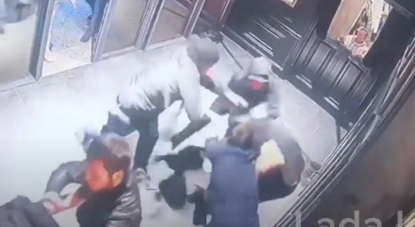 Массовая драка в кафе Актау: появилось видео с места происшествия
