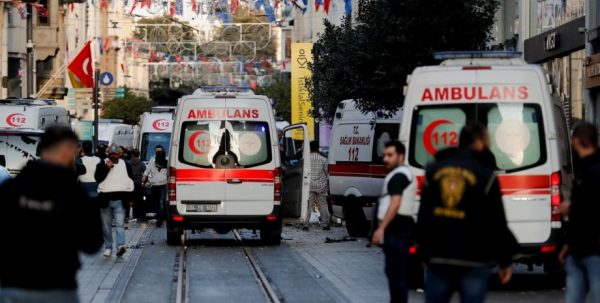 На главной туристической улице в Стамбуле произошел взрыв