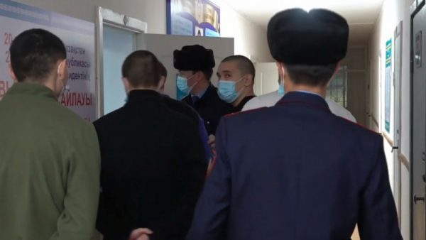 Пропавшего в августе казахстанского руководителя случайно заметили на видео из СИЗО