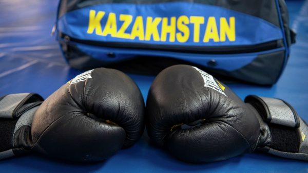 Девять боксеров из Казахстана сразятся за «золото»