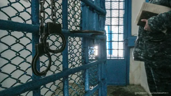 Задержание в Алматы: офицеру грозит до пяти лет по статье о педофилии