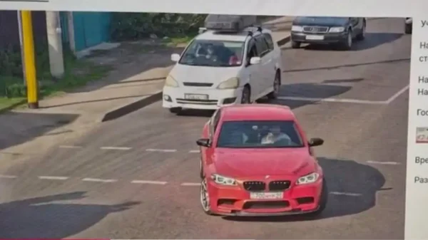 Алматинец на красном BMW устроил опасное “шоу“ на дороге