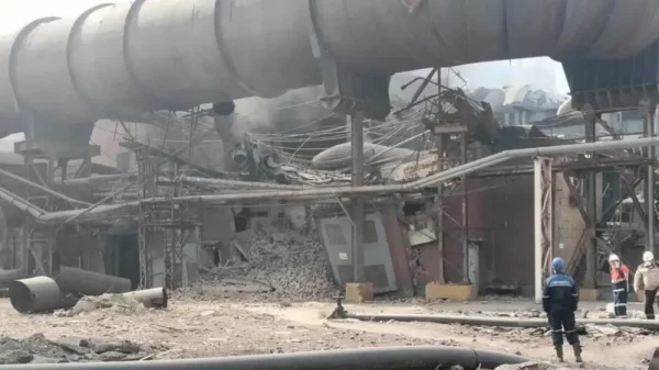 Двое рабочих погибли при взрыве на заводе в Усть-Каменогорске